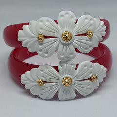 Sakha Pola Bangle with Conch Shell Design