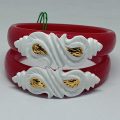 Sakha Pola Bangle with Conch Shell Design