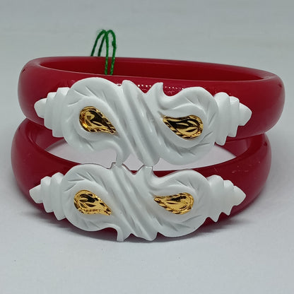 Sakha Pola Bangle with Conch Shell Design