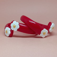 Sakha Pola Bangle with Conch Shell