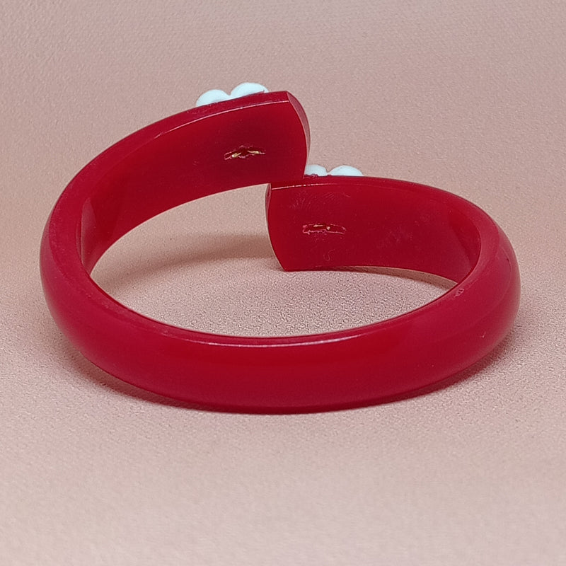 Sakha Pola Bangle with Conch Shell