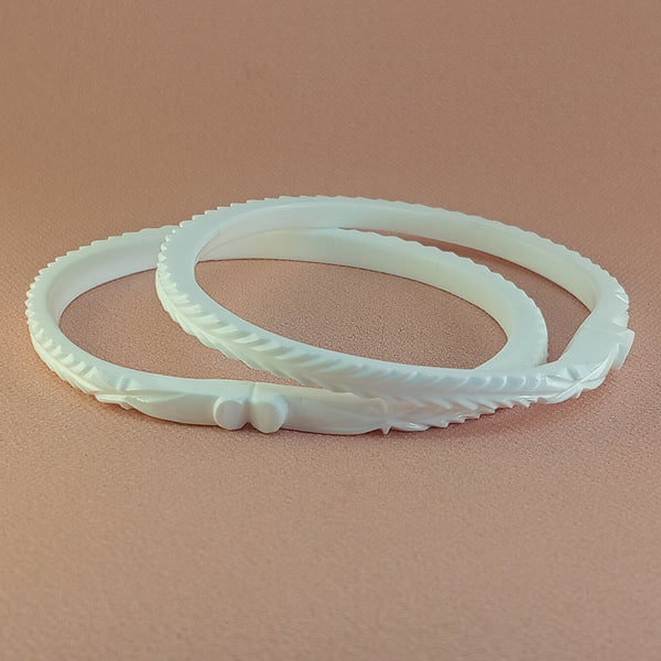 Handcrafted Thin Sakha Pola for Effortless Daily Elegance