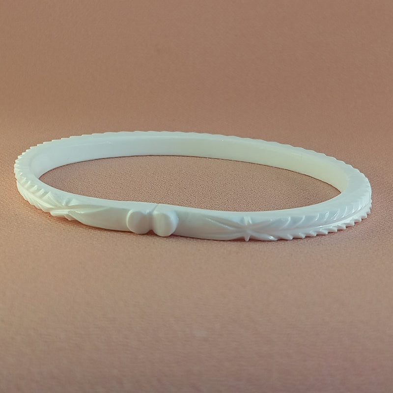 Handcrafted Thin Sakha Pola for Effortless Daily Elegance