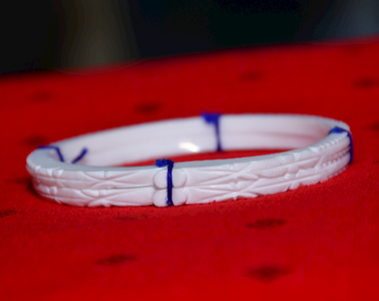 Conch shell deals bangles